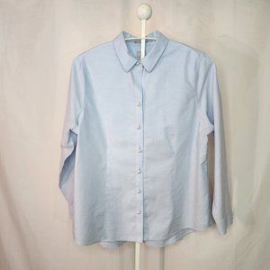 Chico's Baby Blue Womens No Iron Shirt Size 2 (Large) Long Sleeves Pearl Buttons